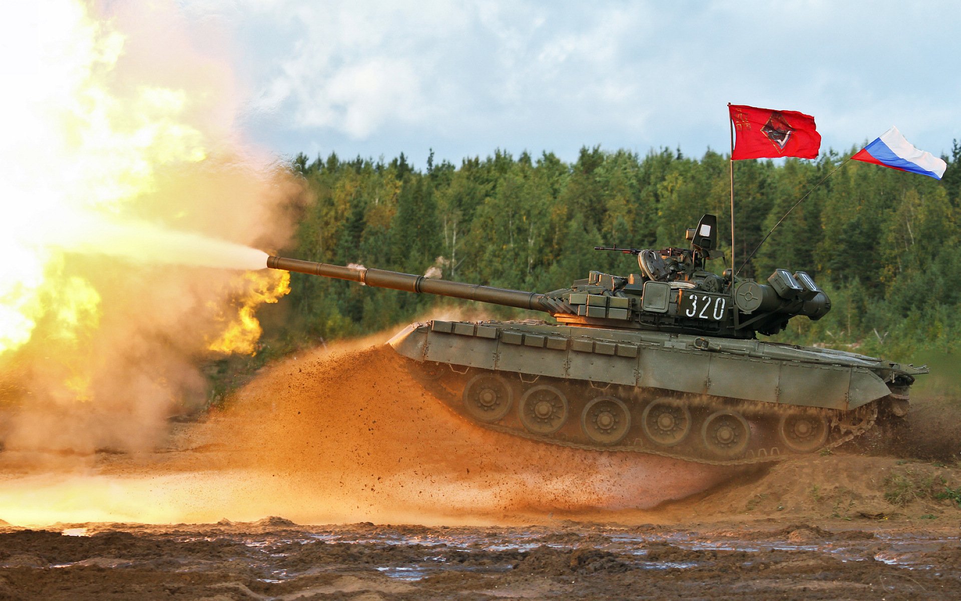 王薪凯三分准星稳定广东队攻防两端受益，王薪凯投三分视频